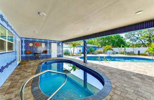 Desoto Acres House | 2 Private Pools! 2-Acre Retreat Near Dtwn Sarasota