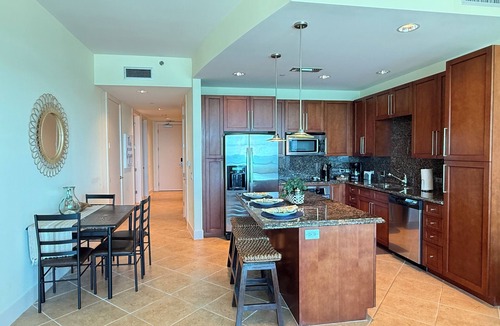 South Padre Island Condo | 23rd Floor LUXURIOUS 3 Bedroom Sapphire Condo 2302- Amazing Views!