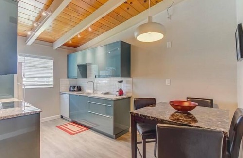 Siesta Key Villa | 24 Premium - Romantic Siesta Key Delightful One-Bedroom Villa for Two