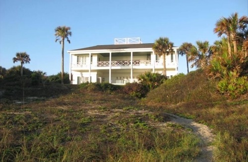 Sawgrass House | 250 Feet Oceanfront Property- Direct Beach Access and Private Pool