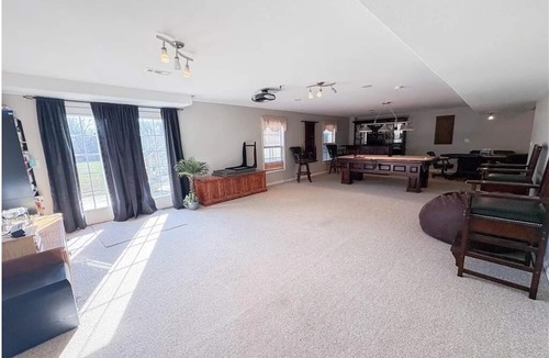 Johnson County House | 28 Acre Country Escape. Perfect MO State Fair or visiting WAFB!