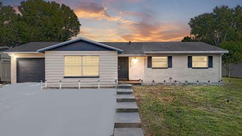 College Green Estates House | 2812 Tulane Dr