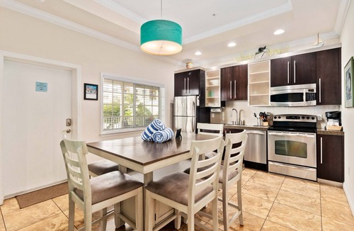 Siesta Key Condo | 2BR Beach Style w Pool Beach Club Siesta 204C RVA