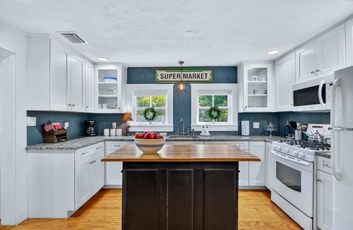 Sanford Cottage | 2BR COTTAGE IN SANFORD HISTORIC DISTRICT