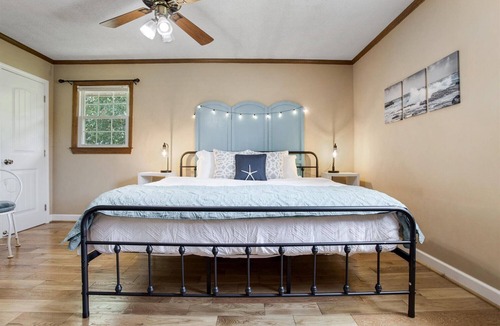 Boiling Springs House | 2br Home -Firepit- Play Areas
