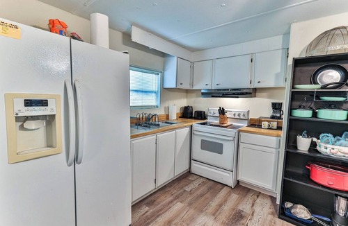 Citra House | 2BR House + RV Access + BBQ Near Silver Springs
