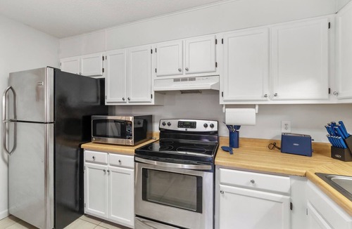 Gulf Breeze Apartment | 2BR King, Yard Access, Private Patio, Desk, Dog Friendly, Pensacola Beach 8mi