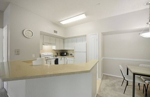 Winter Springs Apartment | 2BR with Resort-Style Amenities