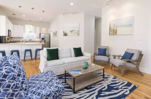 White's Gulfview House | 3 bed/2 bath/Seacrest/private pool - Sleeps 11 - 5 min walk to the Beach
