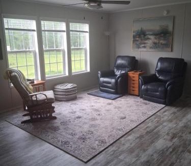 Crawfordville House | 3 Bedroom 2 Bath Near Downtown Tallahassee and Beautiful Beaches
