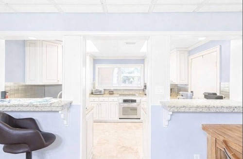 Dothan Apartment | 3 bedroom apartment with sauna and game room AC/Heat and pool access/laundry