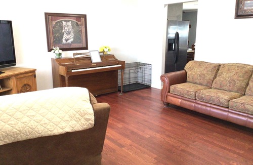 Midland House | 3-bedroom house in charming Midland with cool AC