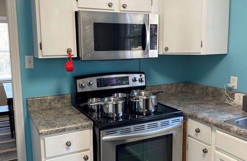 National Hills House | 3-bedroom house in terrific Augusta with AC, WiFi. Enjoy a relaxing stay