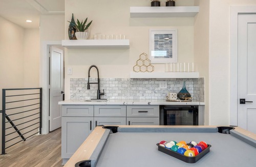 South Central Houston House | 3-bedroom house in welcoming Houston with WiFi, AC, EV Charging