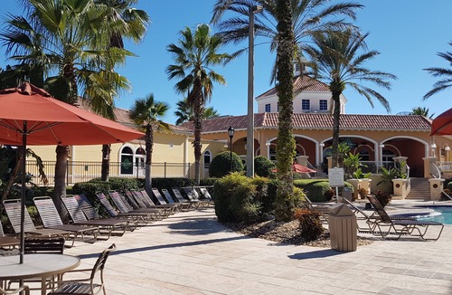 Davenport House | 3 bedroom villa (Sleeps 8) in a tropical Tuscan style resort near Disney