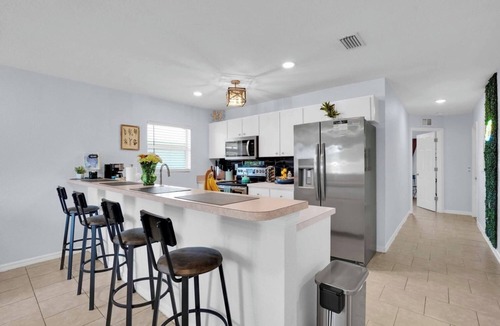 Whitney Beach Villa | 3 BR/2 BA+3 miles to AMI, Beaches & IMG+Firepit!