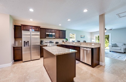 Doctors Inlet House | 3 BR Townhome, Main Level Suite, Bonus Room, Small Dogs, Orange Park