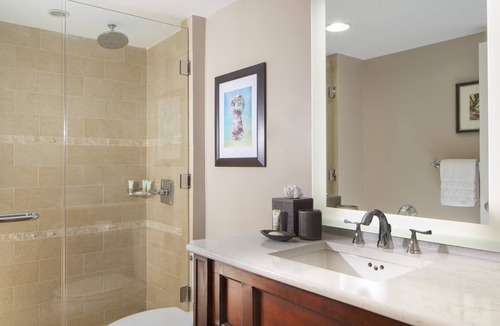 Historic Seaport Hotel | 3 Island-Chic Rooms Offering Private White Sand Beach on Duval St. in Key West