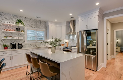 Augusta House | 3 King Suites - Luxury Home in Augusta