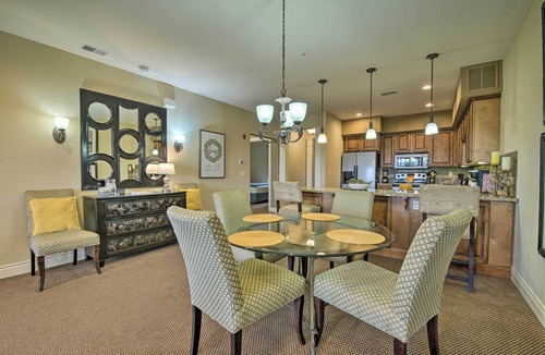 Branson Condo | 3 Mi to Dtwn: Inviting Branson Condo w/Balcony