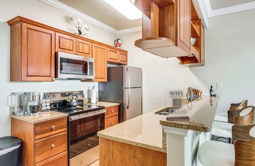 Tallahassee Apartment | 3 Mi to Fsu! Pet-friendly Townhome w/Pool Access