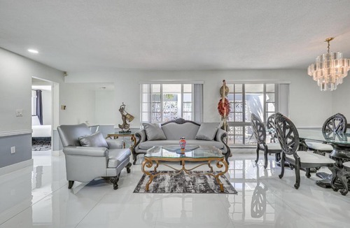 Miramar House | 3 Mi to Hard Rock Stadium: Private Pool Home!