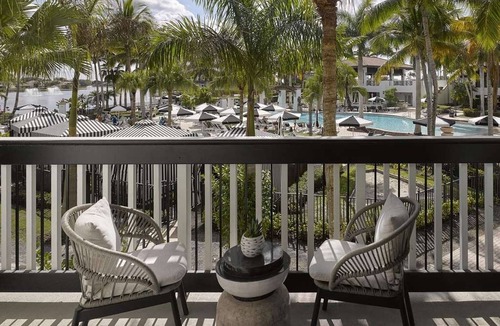 Hunt Club Hotel | 3 Renovated Art Deco Suites Offering Ultimate Comfort & Style
