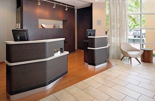 Survey Creek Hotel | 3-Star Hotel ∙ Courtyard by Marriott Fort Lauderdale North/Cypress Creek