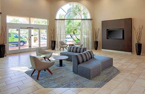 Survey Creek Hotel | 3-Star Hotel ∙ Courtyard by Marriott Fort Lauderdale North/Cypress Creek