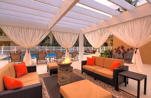 Survey Creek Hotel | 3-Star Hotel ∙ Courtyard by Marriott Fort Lauderdale North/Cypress Creek