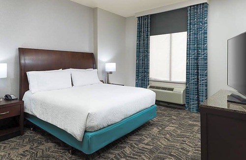 Grapevine Hotel | 3-Star Hotel ∙ Hilton Garden Inn DFW North Grapevine