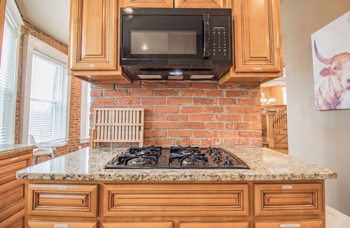 Northeast Kansas City House | 3 Story Home with Penthouse Suite