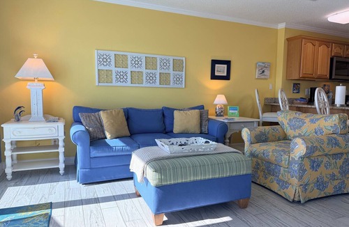 Fort Walton Beach Condo | #302- TOP FLOOR, GULF FRONT! NOW BOOKING SPRING AND SUMMER! BCH SERVICE INCL!