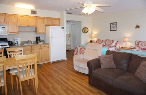 North Redington Beach Condo | 39 m² Condo ∙ 1 bedroom ∙ 4 guests