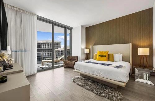 Hollywood South Central Beach Apartment | 39th Floor Oceanfront Penthouse Hollywood Beach Resort Pool Stunning Views