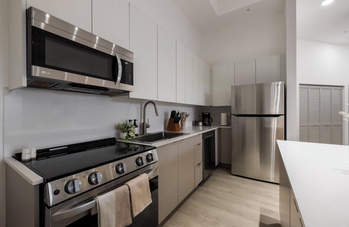 North Miami Apartment | 3B-2B in Resort style community- Prime Miami Spot