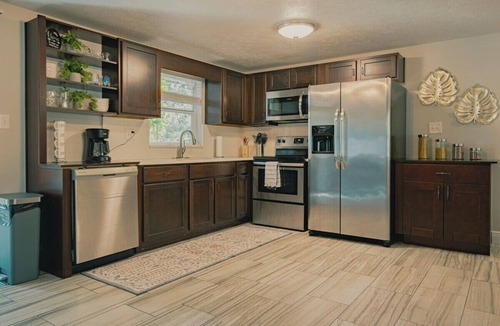 Greater Northdale House | 3bdr/2bth Lake Home Tampa/LUTZ close to all