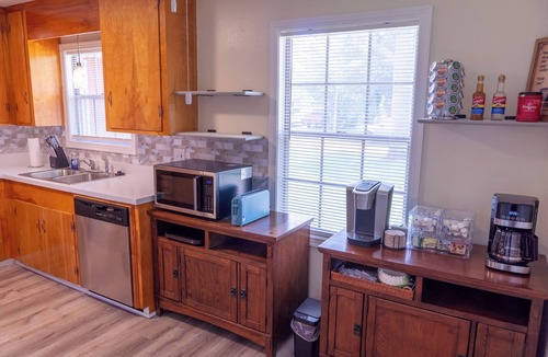 Southeast Houston House | 3Bdrm/Game Room Home/Great Overall Location/5 Min from Hobby Airport