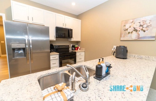 Jacksonville House | 3BR Corporate & Midterm Housing — Jacksonville, Near LRAFB