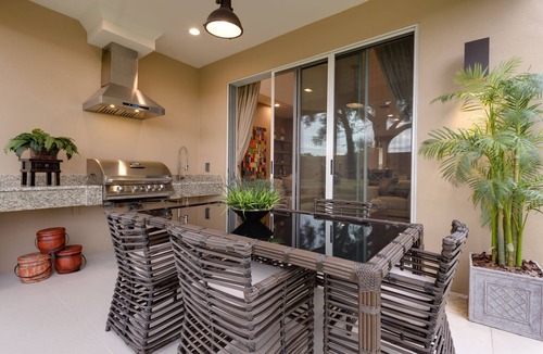 Florida Central Atlantic Coast House | 4 B/R Villa, Free Parking & Free Wi-Fi, Near Disney Family Friendly