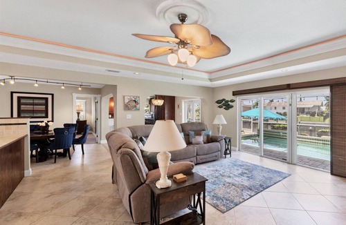 Charlotte Harbor Villa | 4 Bed 3 Baths Villa in Charlotte Harbor Area #945