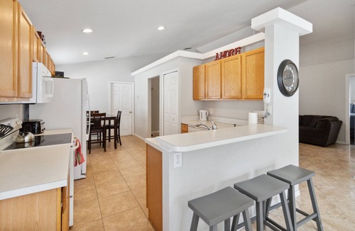 Bass Lakes Estates House | 4 Bedroom Home and Private Pool,