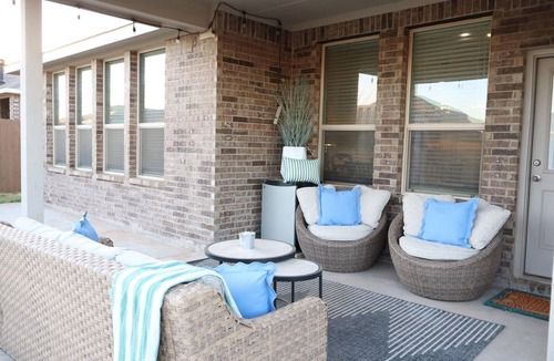 Midland House | 4-bedroom house in adorable Midland with cool AC comfort