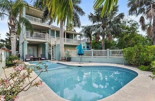 South Padre Island Villa | 4-bedroom Resort-Style Villa, Private Pool & SPA, Sunset Views & Walk to Beach