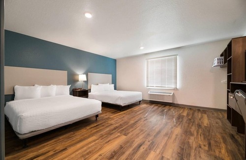 Rockledge Hotel | 4 Dog-Friendly Units with Spacious Kitchen & Easy Access to Rockledge Parks