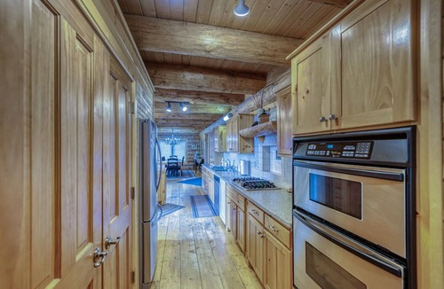Salida Cabin | 40 Private Acres Dog-Friendly Hot Tub