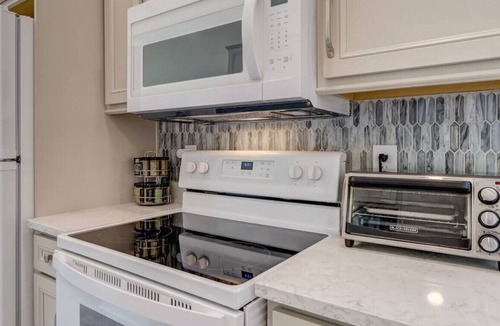 Northside House | 45 Min to Amelia Island | Jacksonville Home with pool
