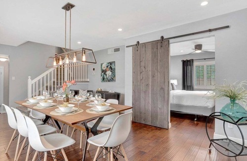Paradise Valley Village Cottage | 49th St