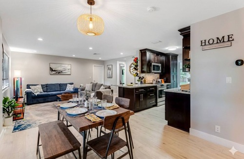 Pompano Beach House | 4BR Getaway w/Private Pool~Game Room~Outdoor Bar