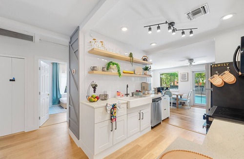 Poinciana Park House | 4BR Las Olas hidden Gem w/Pool, Game Room, 25 min MAJOR INTERNATIONAL SPORTING EVENT, BBQ & mini golf
